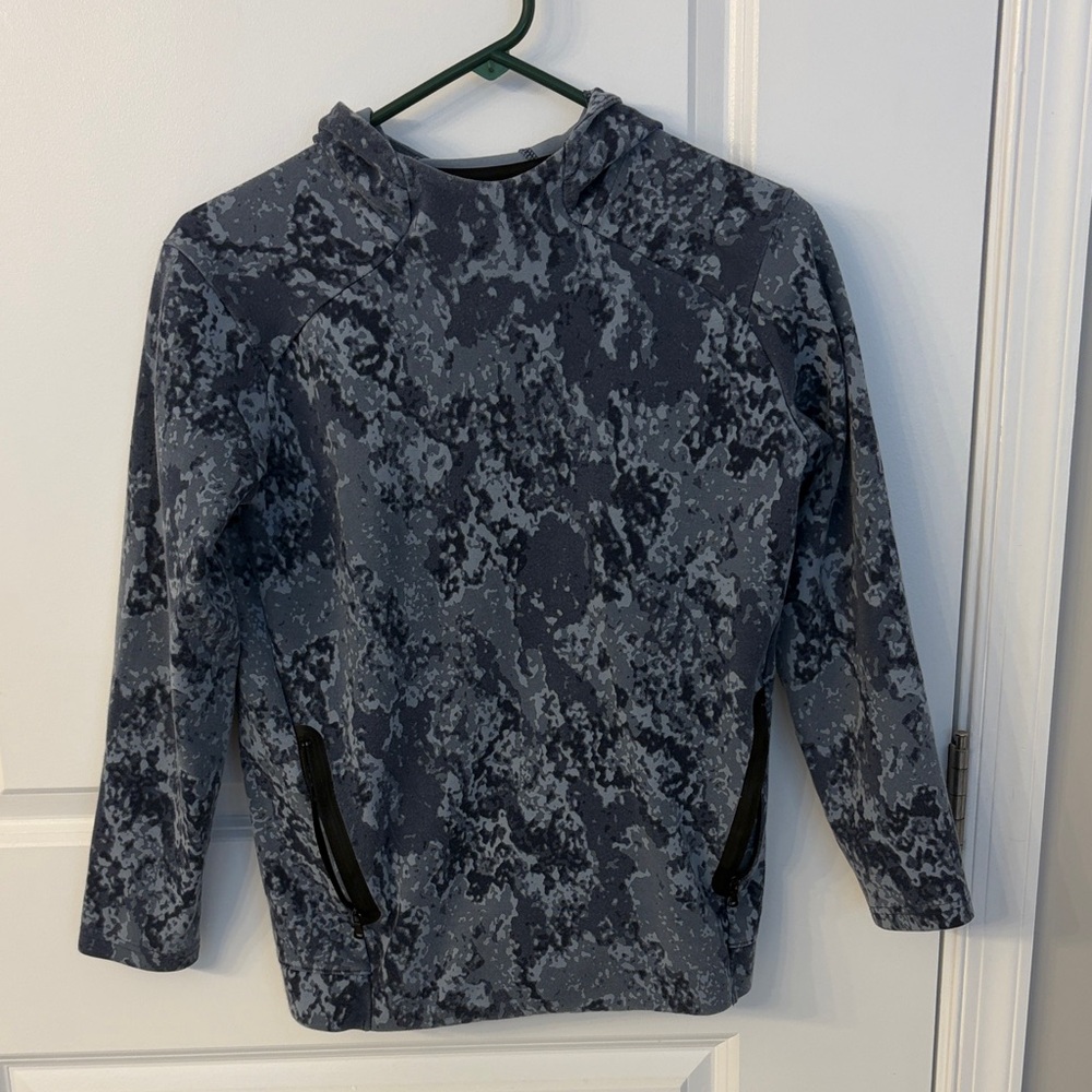 Old Navy Gray & Black Camouflage Kids Hoodie